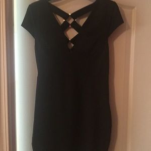 Cute little black dress.